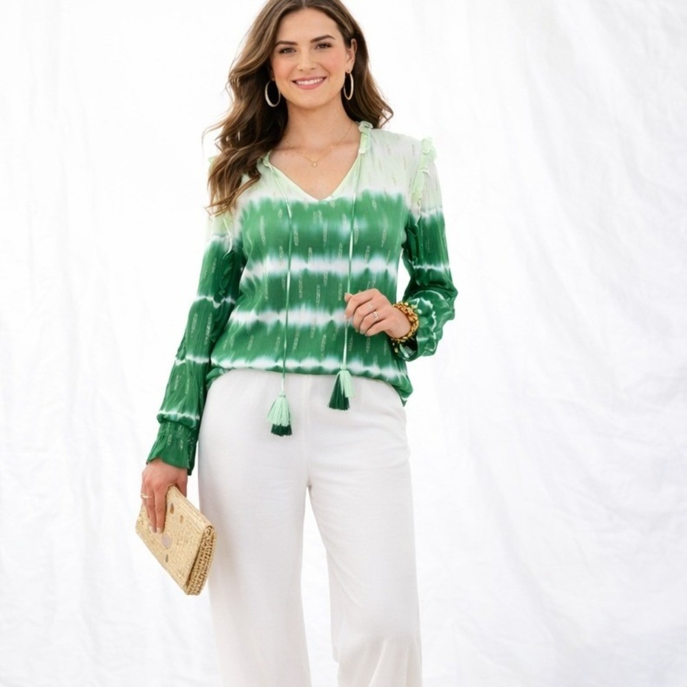 New! RICHA &‎ CO DESIGN Size Small Green Tie Dye Glitter Accent Tasseled Blouse